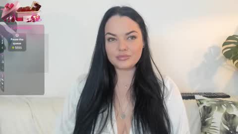 amie_hill online show from February 22, 1:01 pm