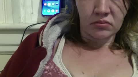 amileamariestar online show from December 3, 4:35 am