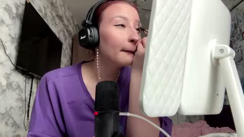 Kate online show from June 20, 11:58 am