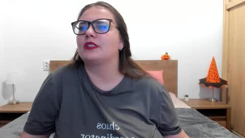 Amira Vyxen online show from November 25, 2:58 am