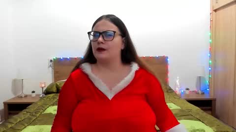 Amira Vyxen online show from December 20, 10:14 pm