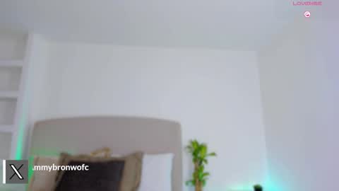 AMMY online show from February 20, 7:47 pm