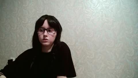 Amomira honeyx online show from December 16, 7:25 am