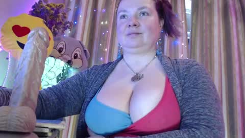 amorelara online show from April 15, 7:53 am