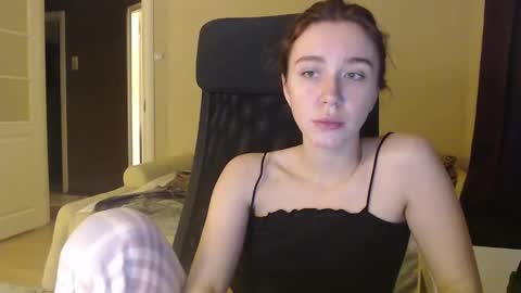 miss unforgettable online show from December 3, 12:59 pm