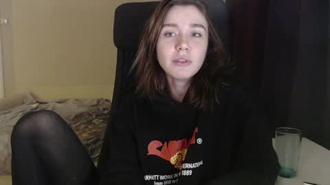 miss unforgettable online show from December 25, 5:37 pm