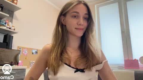 amy_meoww online show from March 10, 11:45 am