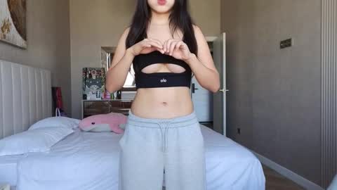 girl next door named Amy online show from October 24, 5:47 am