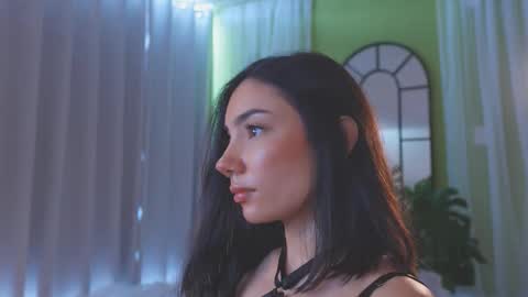 Amy Armstrong online show from December 3, 9:39 pm