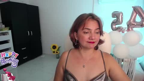 Snapshot of ana_hotmilf chatting on January 15, 1:56 am  Ana  online show from January 15, 1:56 am