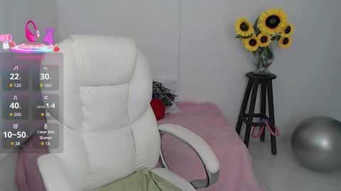 Snapshot of ana_hotmilf chatting on October 7, 12:15 am  Ana  online show from October 7, 12:15 am