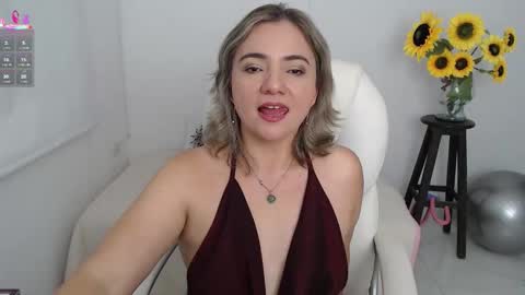 Snapshot of ana_hotmilfx chatting on September 12, 12:55 am ANA online show from September 12, 12:55 am