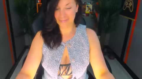 Ana online show from March 24, 2:00 pm