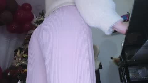 Im anna but you can call me as you want online show from December 26, 12:57 am