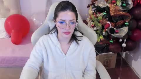 Im anna but you can call me as you want online show from December 20, 1:58 am