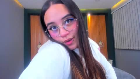 Ana online show from December 29, 8:15 pm