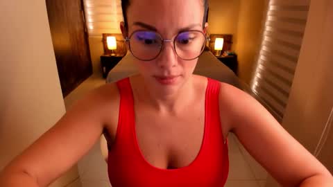 Anabel online show from November 6, 8:04 pm