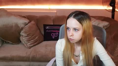 PLAYHARD054 online show from November 21, 11:34 am