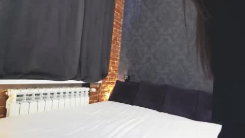 Anna online show from February 28, 1:54 pm