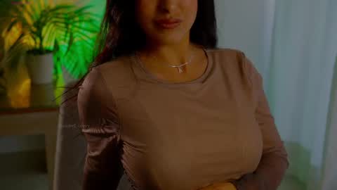 anabelcurvy online show from April 1, 5:10 pm