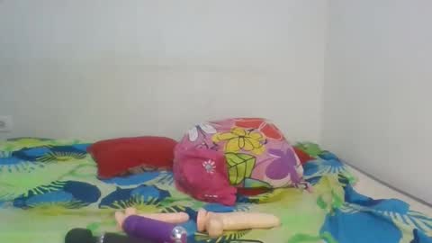 anabella_00 online show from February 13, 3:19 am