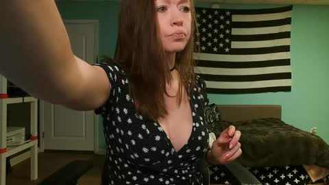 Anabelleleigh online show from March 31, 3:39 am