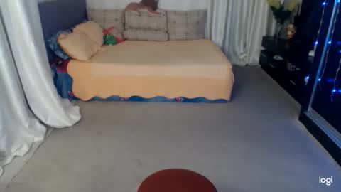 Milana online show from April 22, 2:52 am