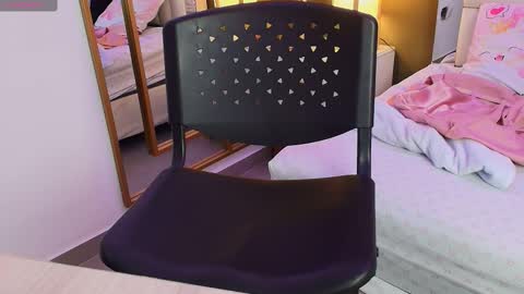 Anahi  online show from October 27, 8:14 pm