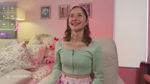 Ana Mara Botero online show from October 16, 8:33 pm