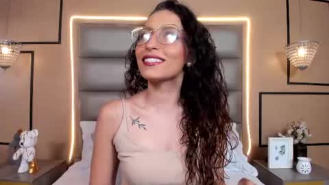 Ana Maria  online show from July 14, 8:57 pm