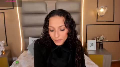 Ana Maria  online show from June 29, 9:03 pm