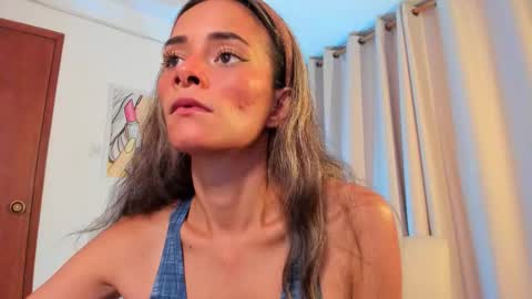 Ana online show from November 27, 8:12 pm