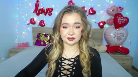 anastacyyellig online show from February 6, 9:00 am