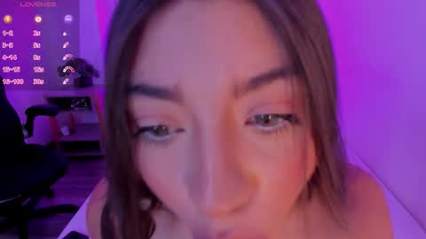 Ana online show from November 28, 8:45 pm