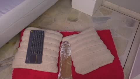 Kendra  online show from March 30, 11:10 am