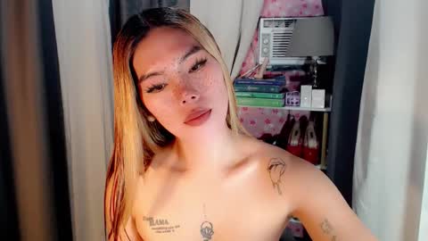 andrea06121998 online show from March 31, 1:33 pm