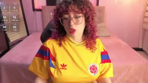 androm3da_ online show from July 3, 7:53 pm
