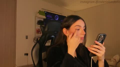      online show from October 16, 5:43 am