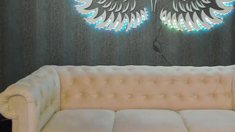 Anne online show from January 24, 10:51 pm