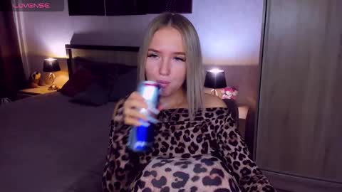 Anfisa online show from October 12, 2:19 pm