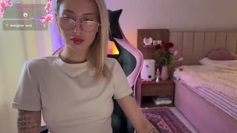 angel_ariela online show from March 9, 3:10 am