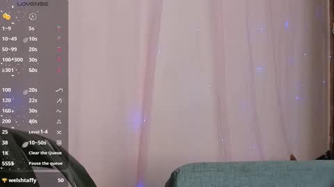 Snapshot of angel_smile18 chatting on September 16, 9:01 pm angel online show from September 16, 9:01 pm