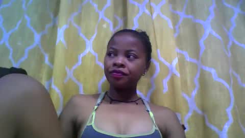 angela166093 online show from December 1, 3:10 am