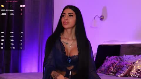 Angela online show from December 21, 1:59 pm