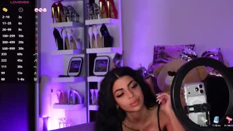 Angela online show from March 4, 3:29 pm