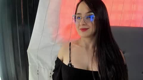 angela_nix online show from November 6, 3:51 pm