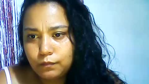 angela online show from August 3, 6:06 am