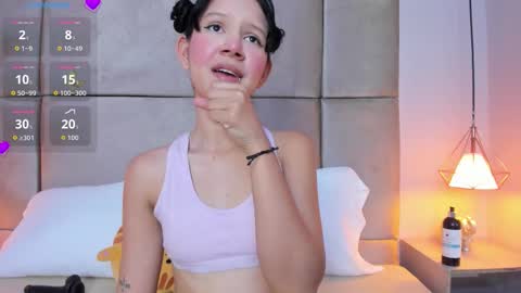 angelag_ online show from November 14, 9:04 pm