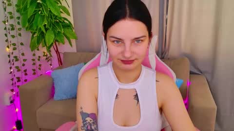 angel online show from October 17, 11:35 am