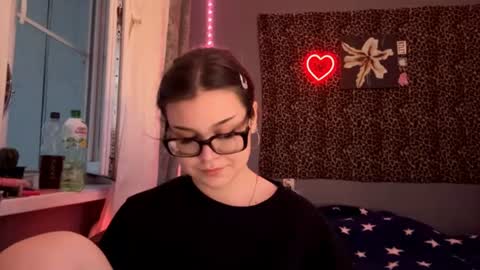 angelcatier online show from July 4, 5:53 pm
